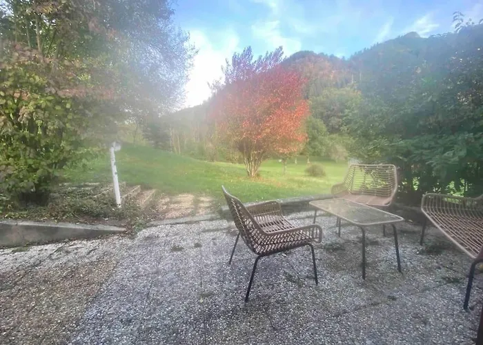 Maisonnette Dans La Vallee Verte